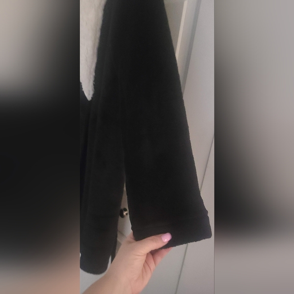 Victoria's Secret NWT Size M/L Black Robe - Picture 5 of 9